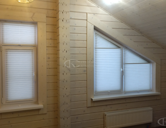 Портфолио жалюзи на треугольные окна