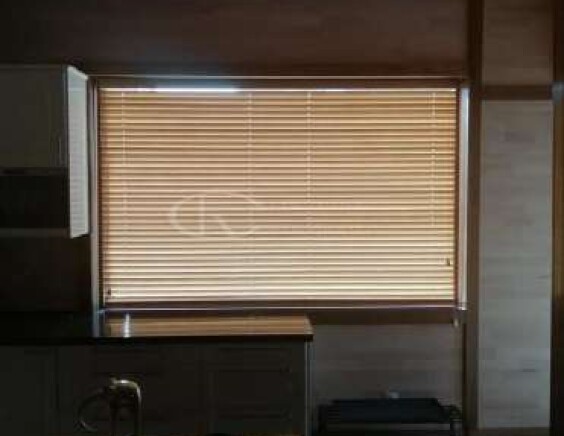 Бамбуковые жалюзи в комнату